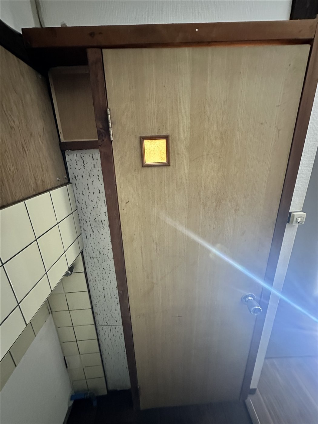 トイレの扉まわり